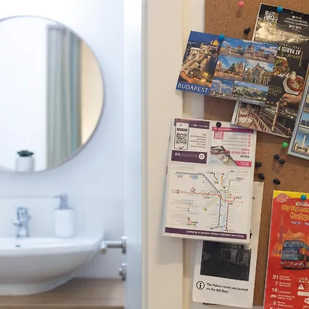 Apartamento Alice For 6 Guest In Blaha Lujza Square Budapeste