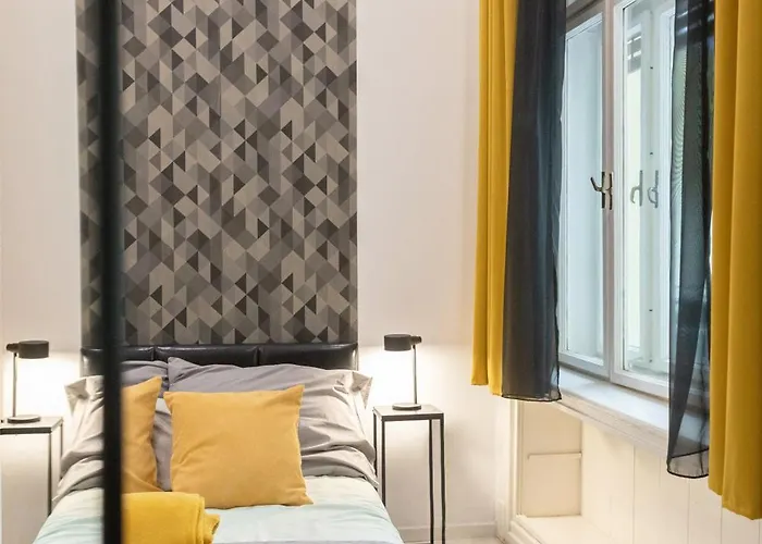 Alice For 6 Guest In Blaha Lujza Square Apartamento